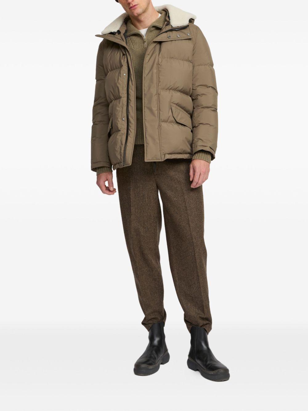 26WHV01678 J17WA8185 YVES SALOMON