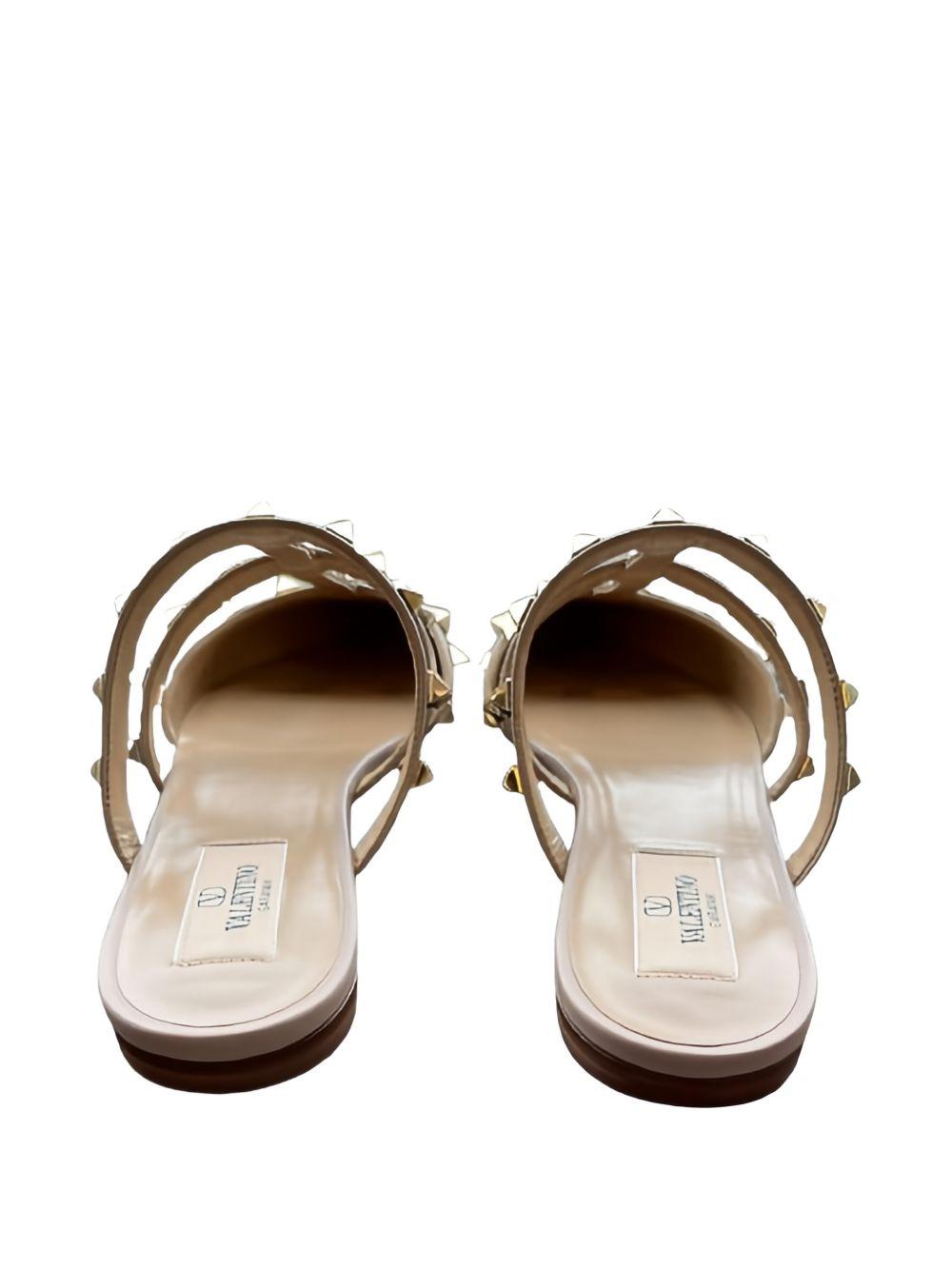 8W2S0H15VNW* #C7U VALENTINO