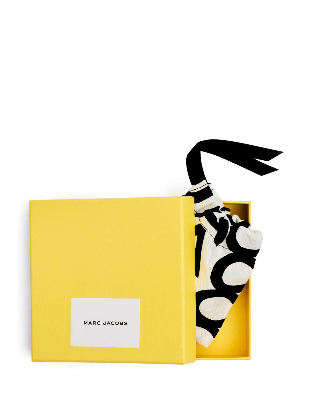 2P4JBR001J37 #672 MARC JACOBS