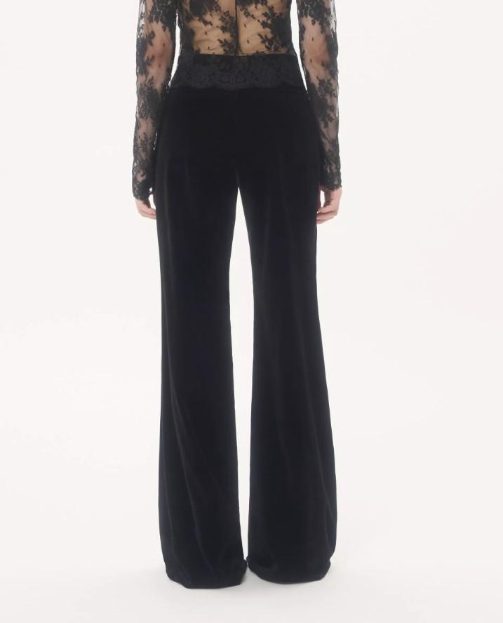 7B0RB6S0* 93D0NO VALENTINO