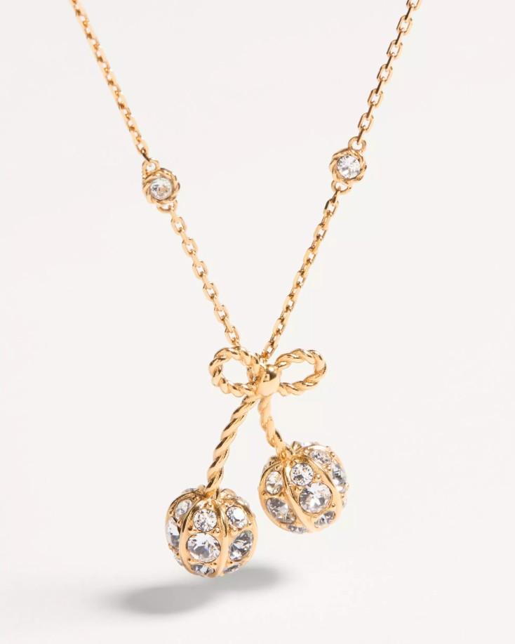 7W0J0BA2* YCW9MN VALENTINO