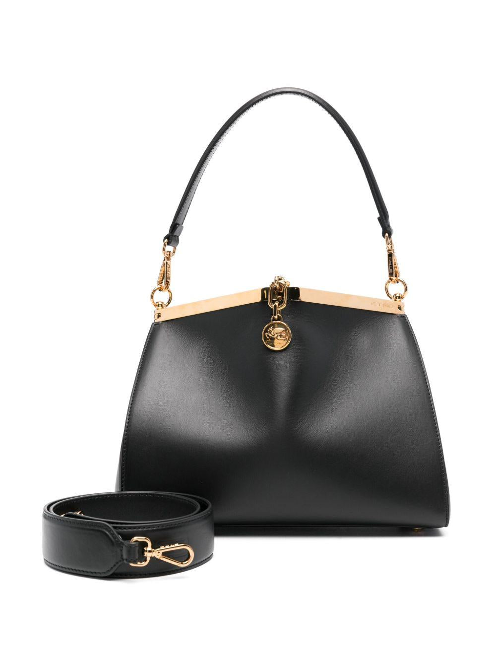 WP1B0002 AU022N0000 ETRO