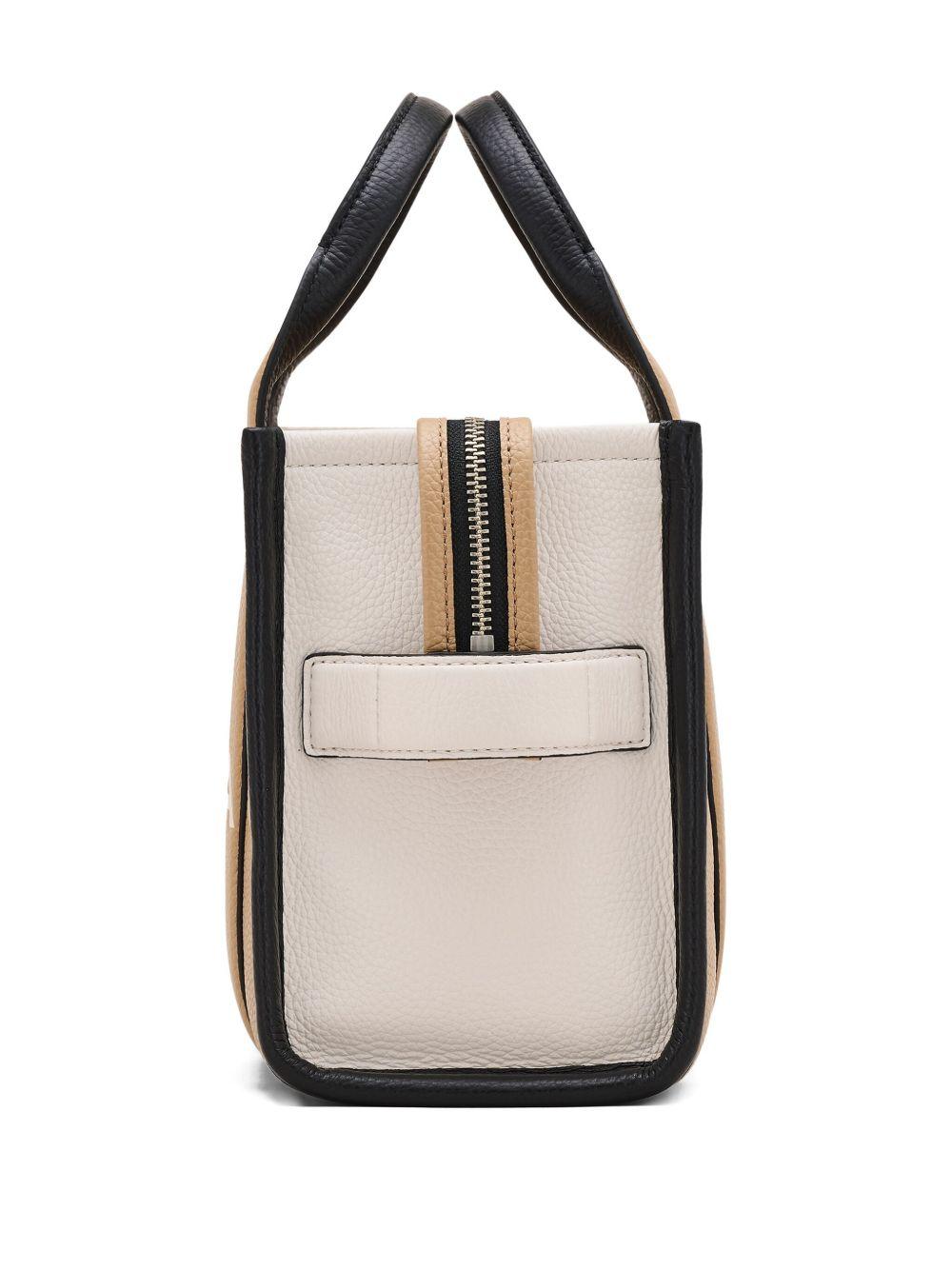 H006L01RE22 #233 MARC JACOBS