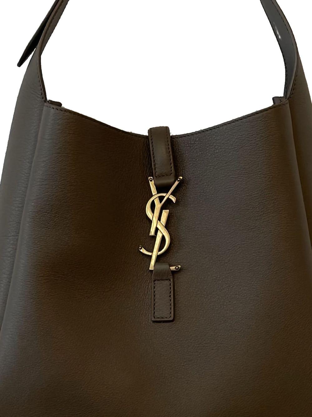 713938 AAAUQ2426 SAINT LAURENT