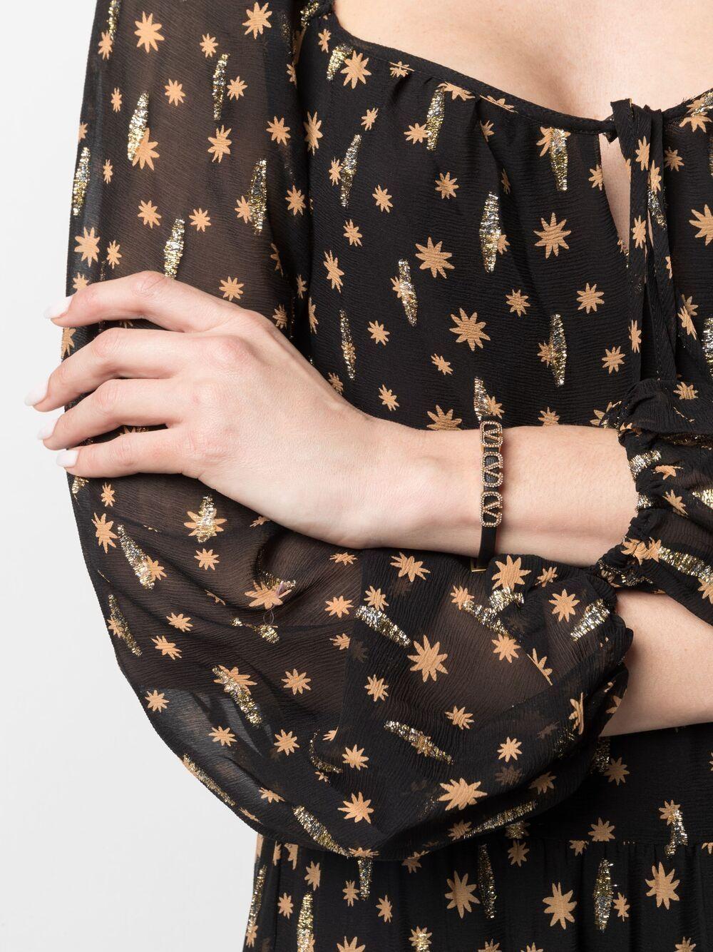 ZW2J0F42* LWV0SM VALENTINO