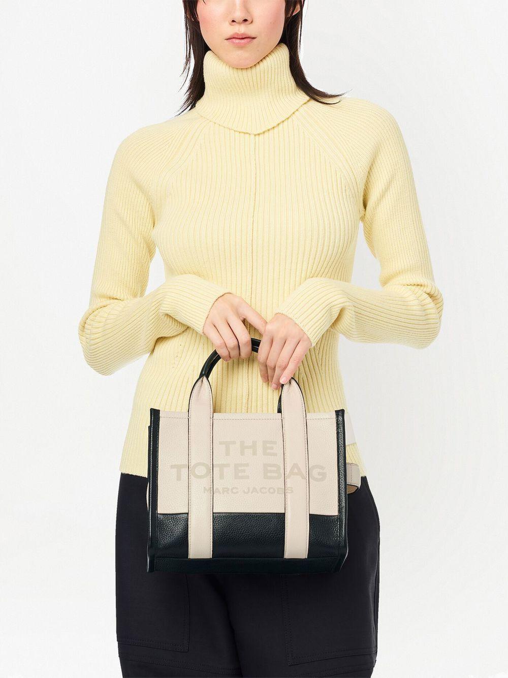 H006L01RE22 #112 MARC JACOBS