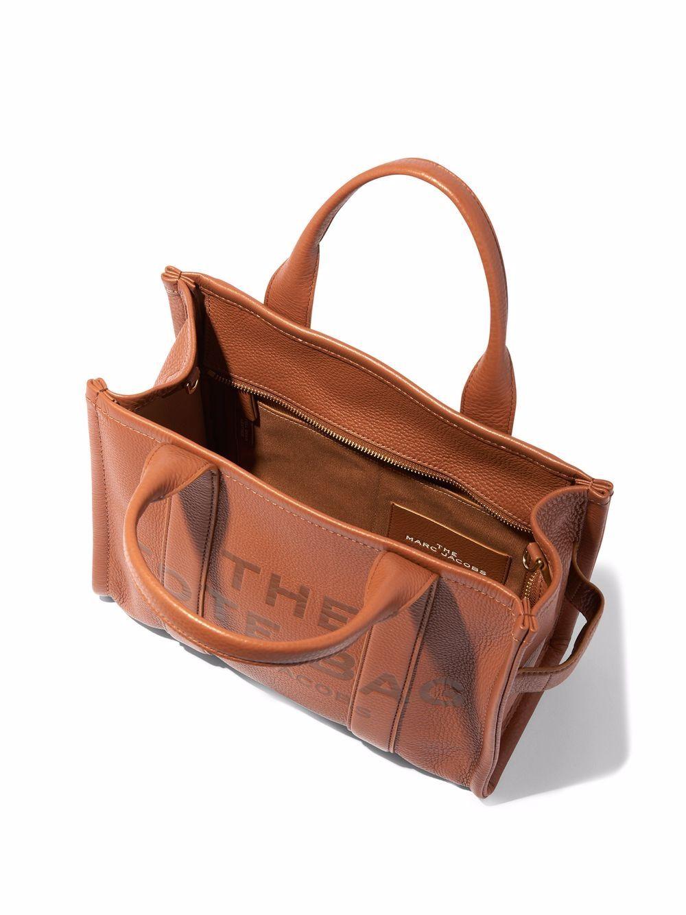 H004L01PF21 #212 MARC JACOBS