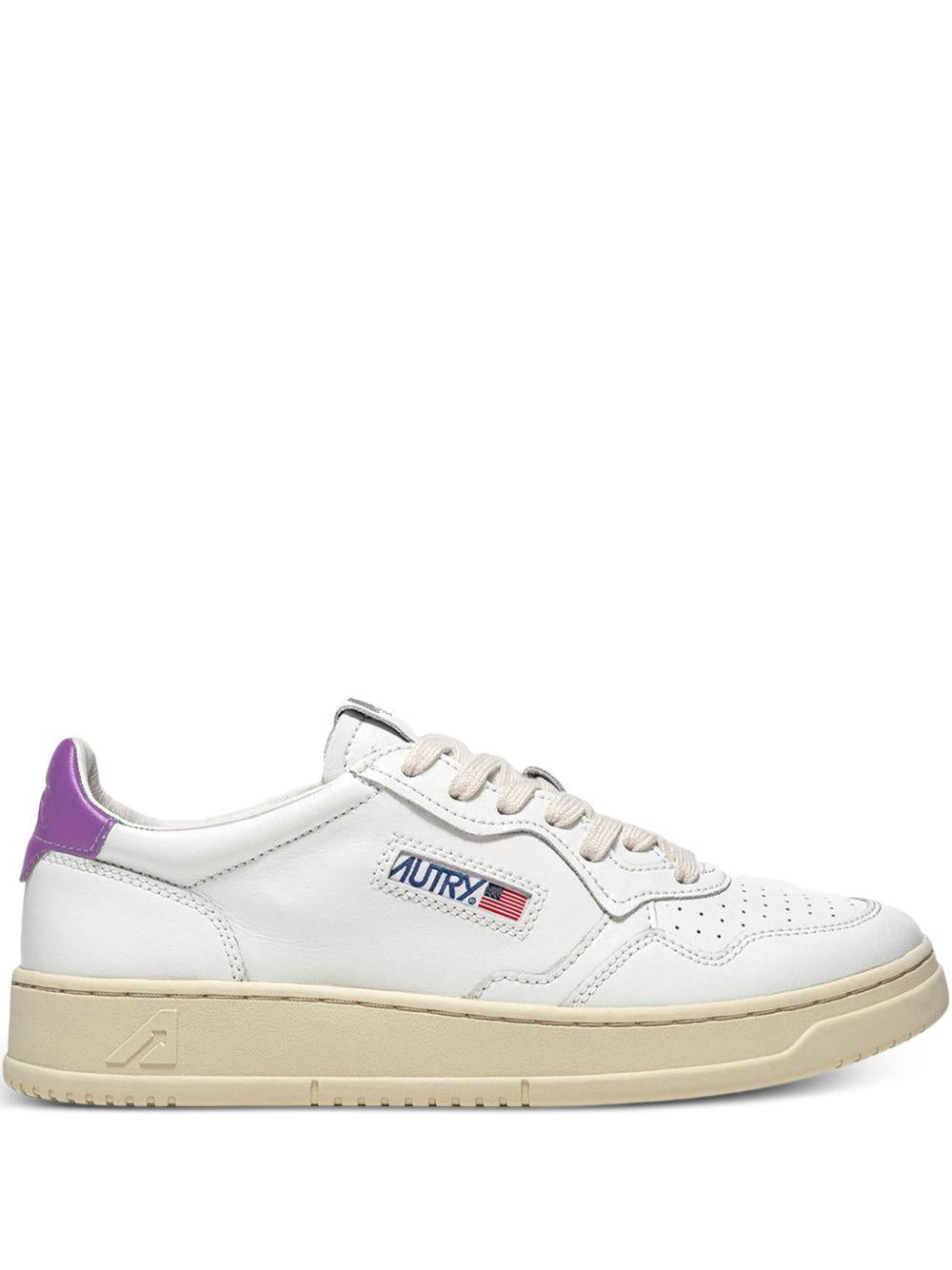 AULW SG10GOAT/WHITE AUTRY