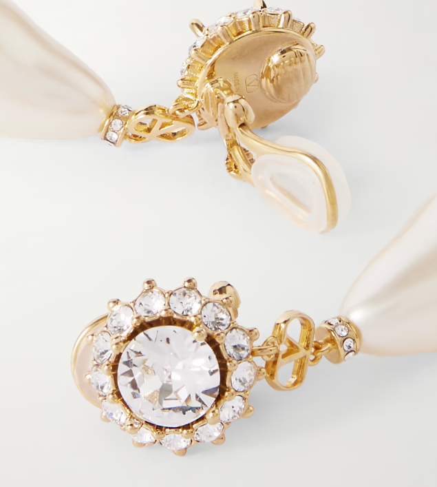 6W2J0Y35* QBTRFR VALENTINO