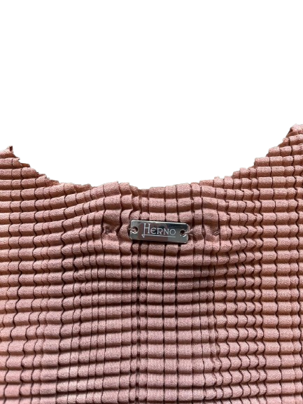 TS000007D* 128872240 HERNO