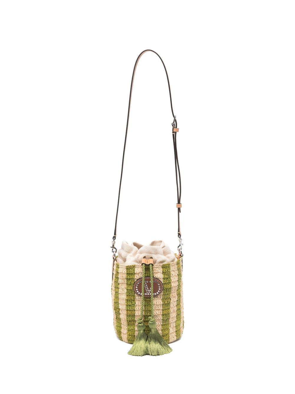 8W2B0T03IXU* #C8J VALENTINO