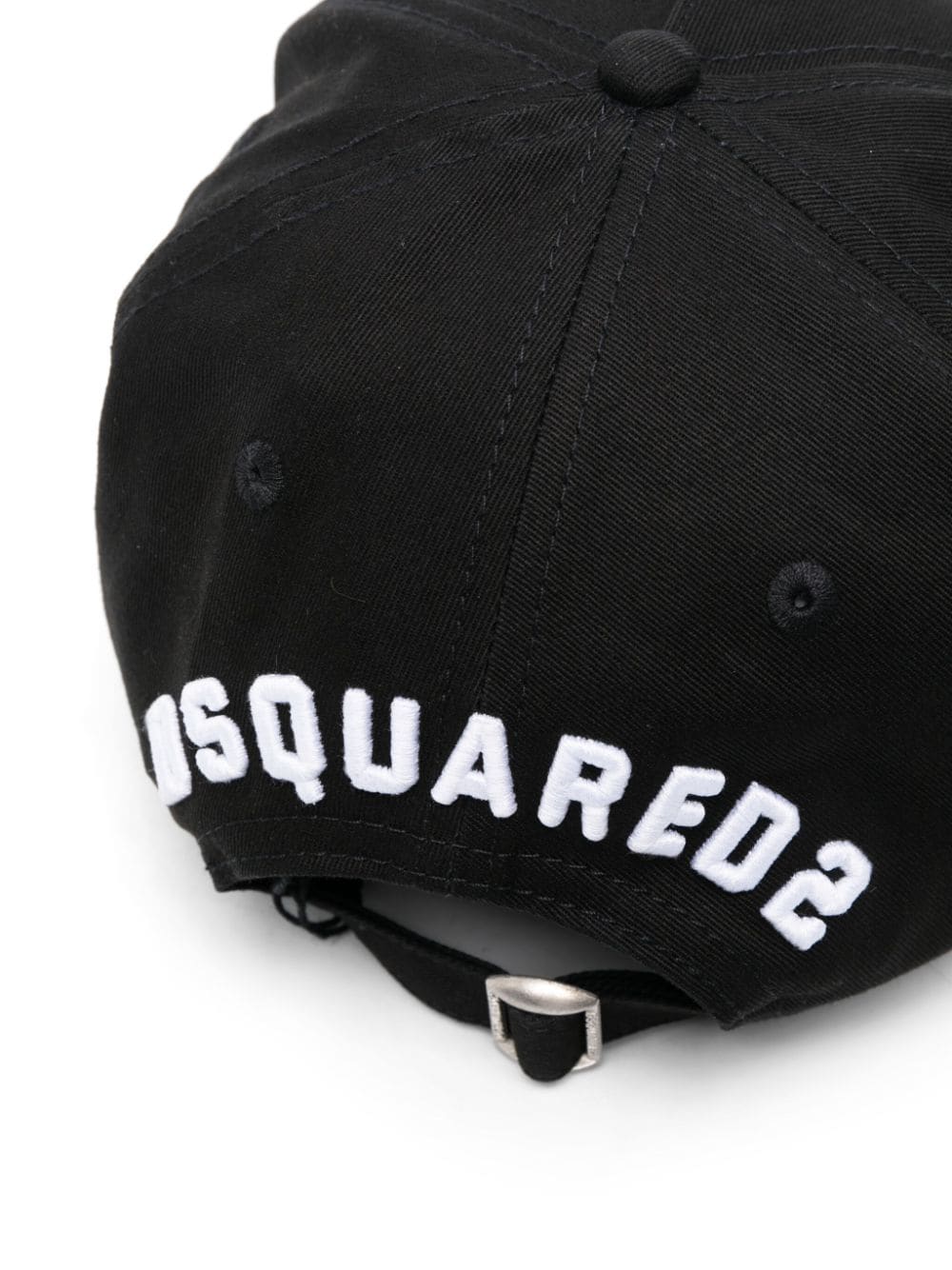 DSQUARED2 BCM400105C00001M063