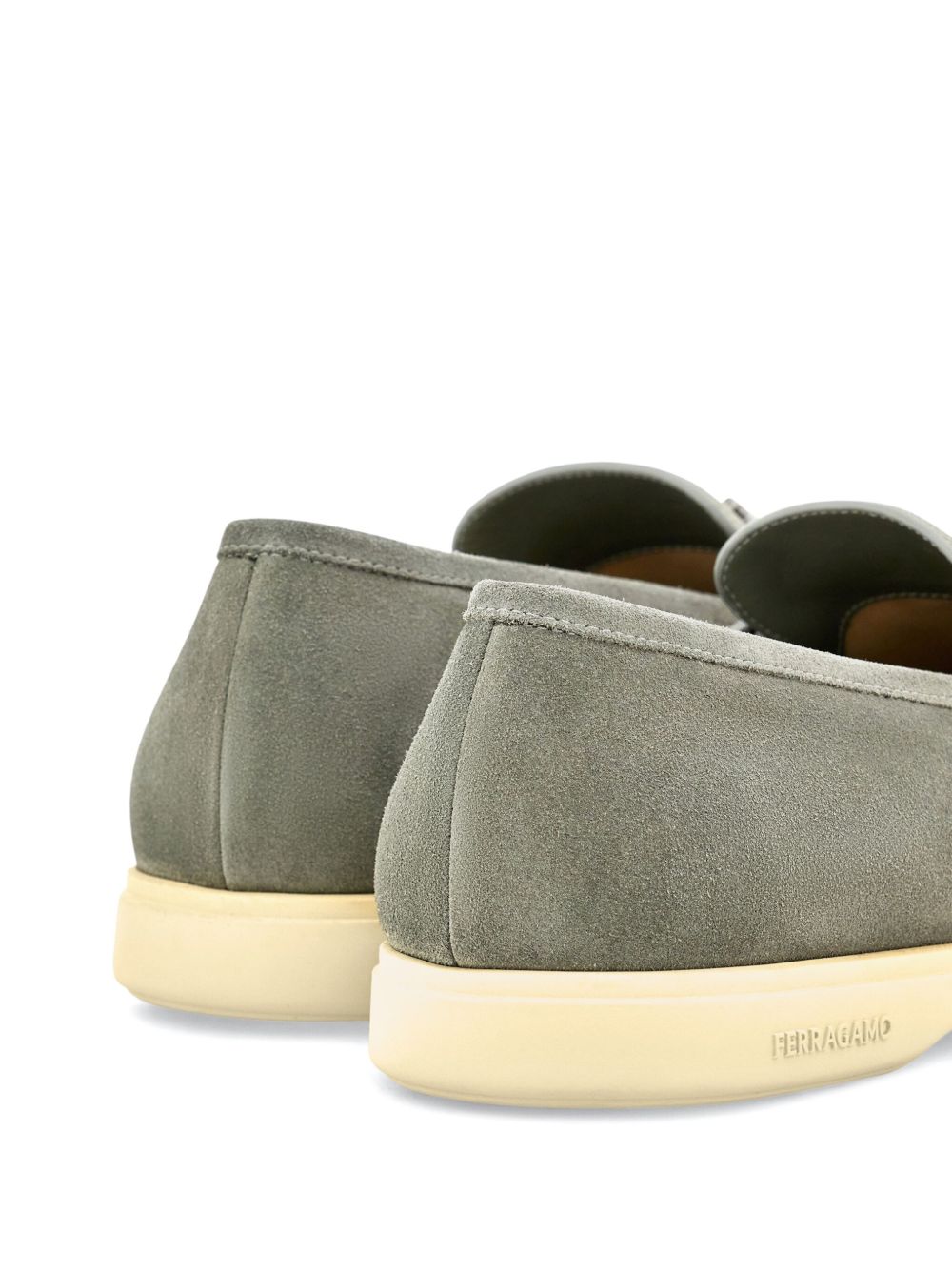  774195 028298ASH/GREY SALVATORE FERRAGAMO 