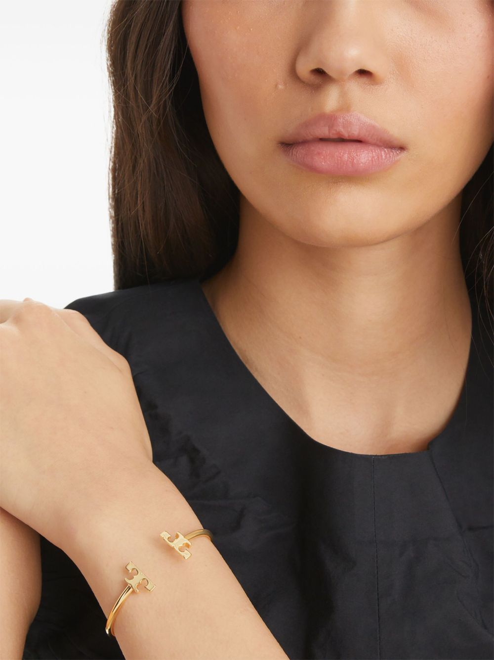  157953 #720 TORY BURCH 
