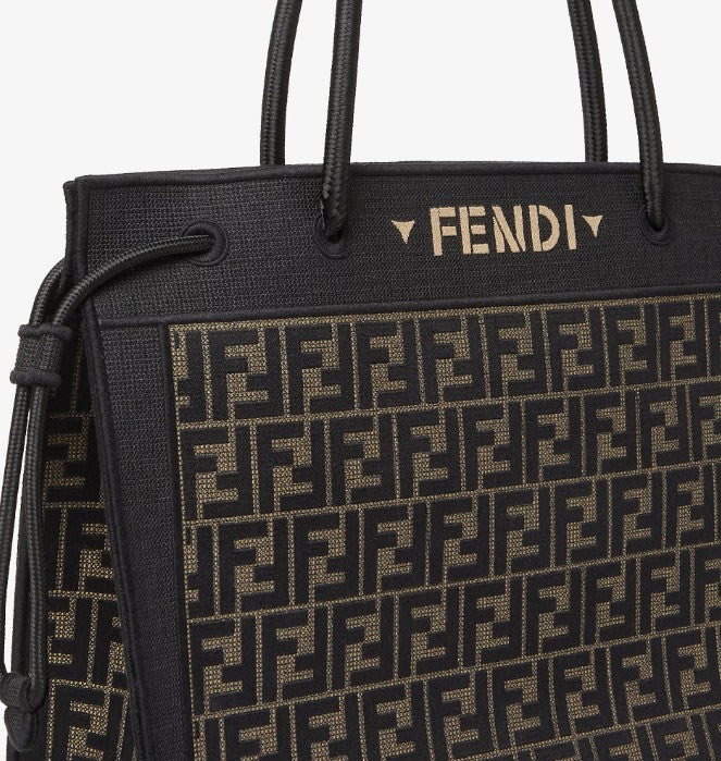  8BH379* B1K0F0VAT Fendi* 