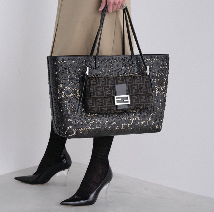  8BR850* B17AF14YN Fendi* 