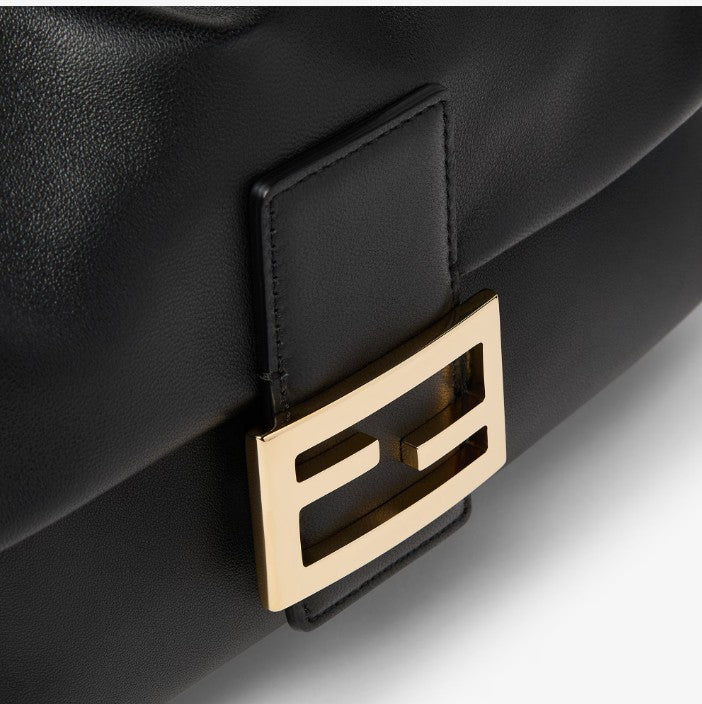 8BR856* B1ZKF0QA1 Fendi* 