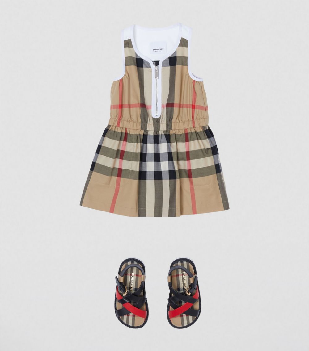 BURBERRY JUNIOR 8047567126551A7028