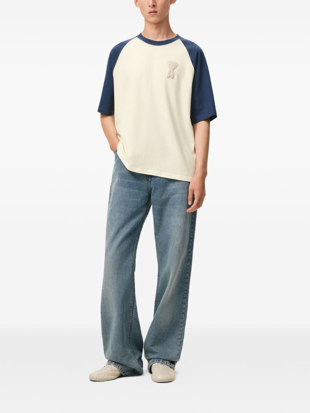  UTS379 726A027 AMI 