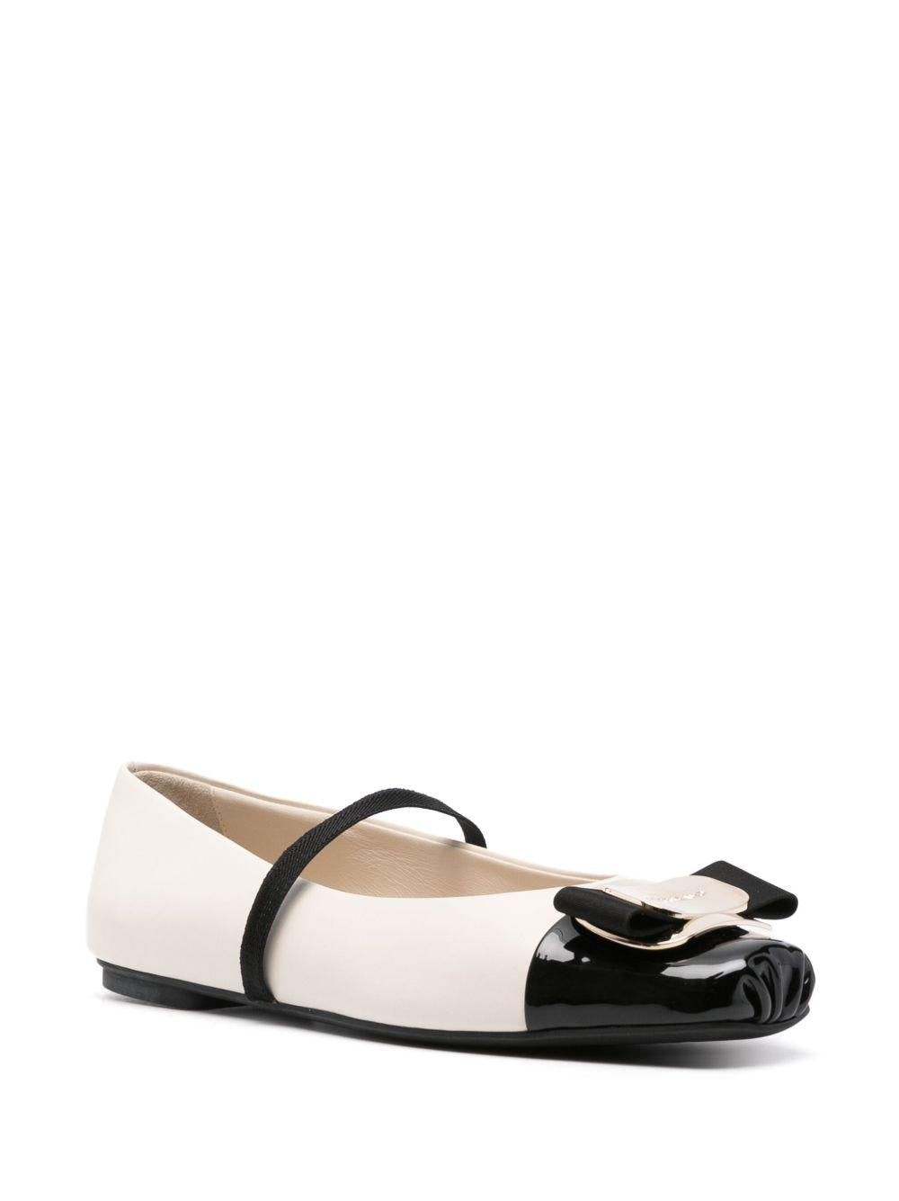  777437 01J183NERO SALVATORE FERRAGAMO 