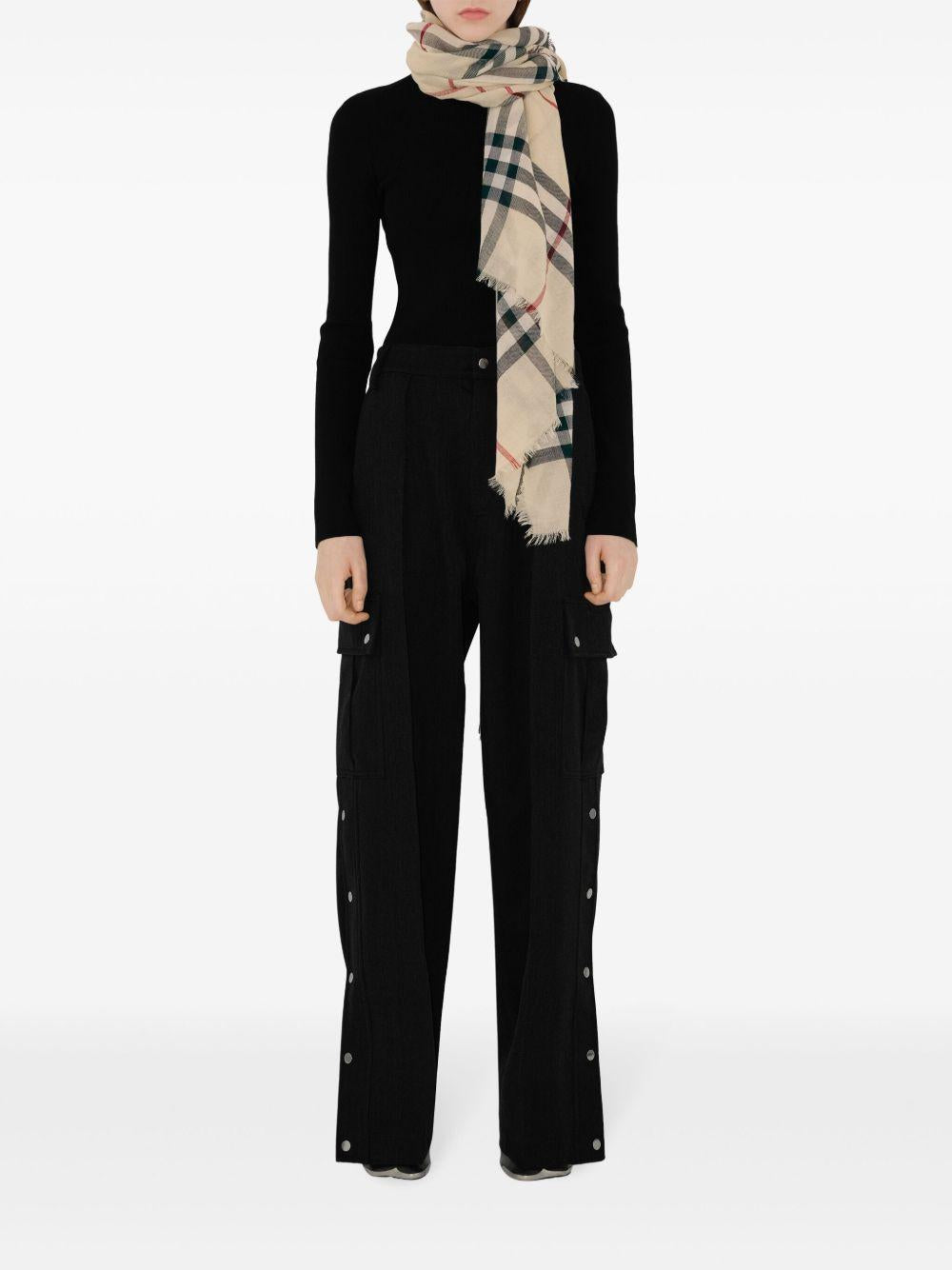  8090720 #A1450 BURBERRY 