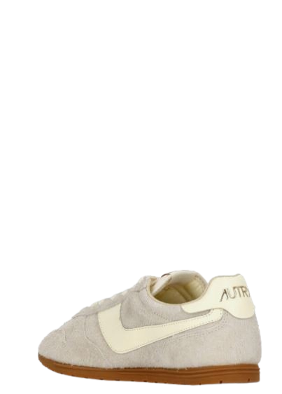  WSLW UB01WIFE/RUT AUTRY 