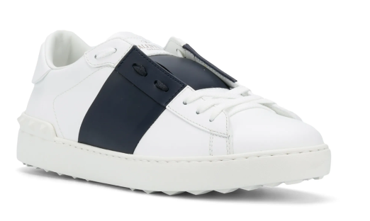 7Y0S0830* BLUM15 VALENTINO 