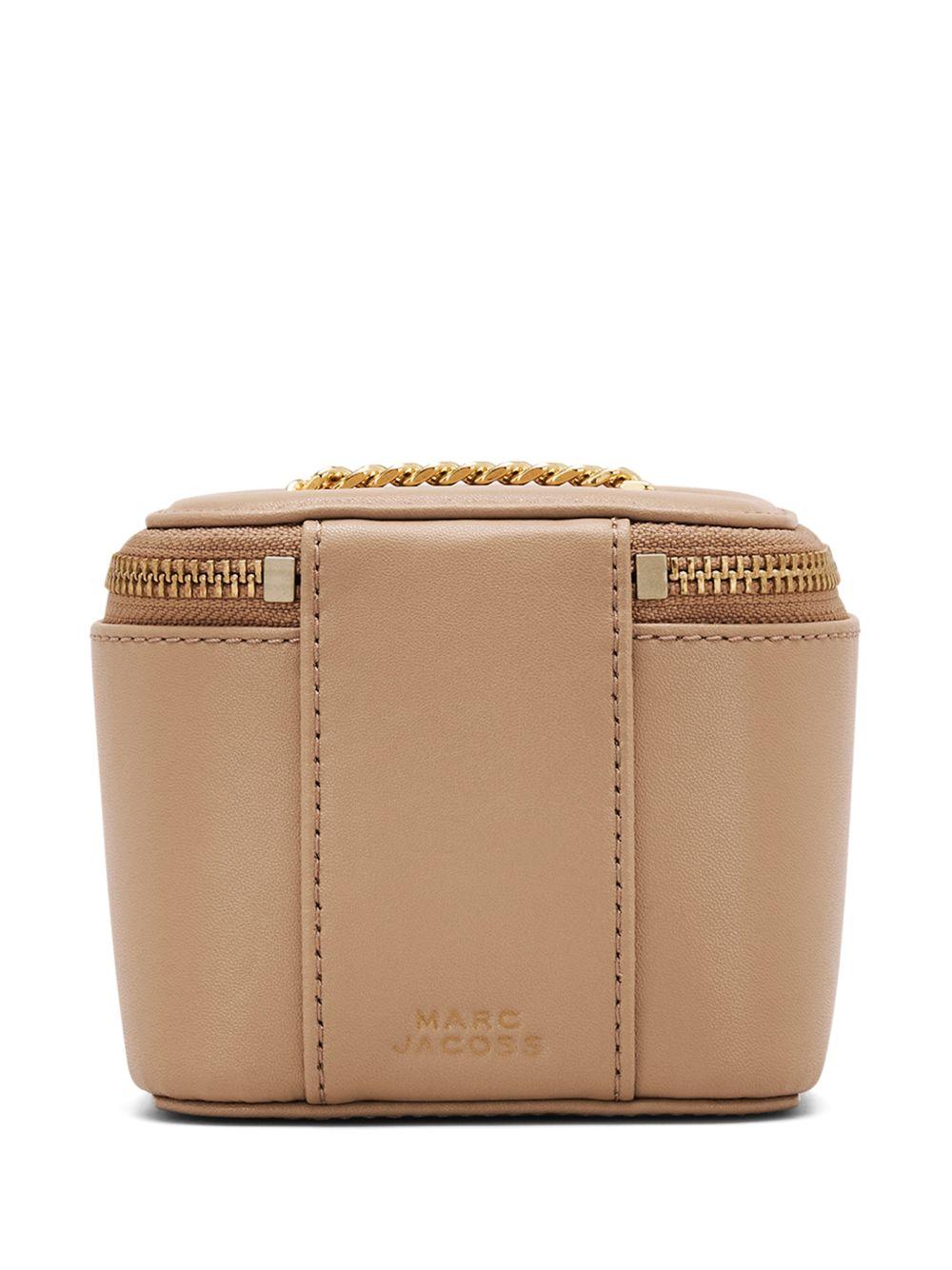  2R5SMN022S01 #230 MARC JACOBS 