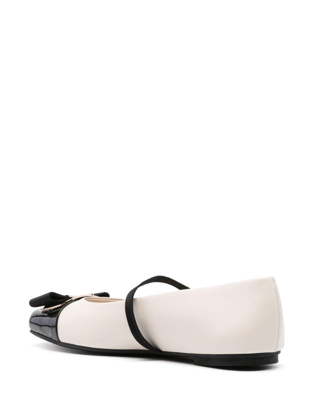  777437 01J183NERO SALVATORE FERRAGAMO 