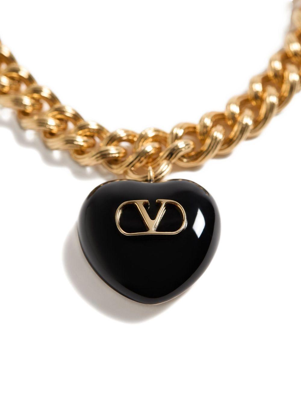  7W2J0AD4* MJP0RN VALENTINO 