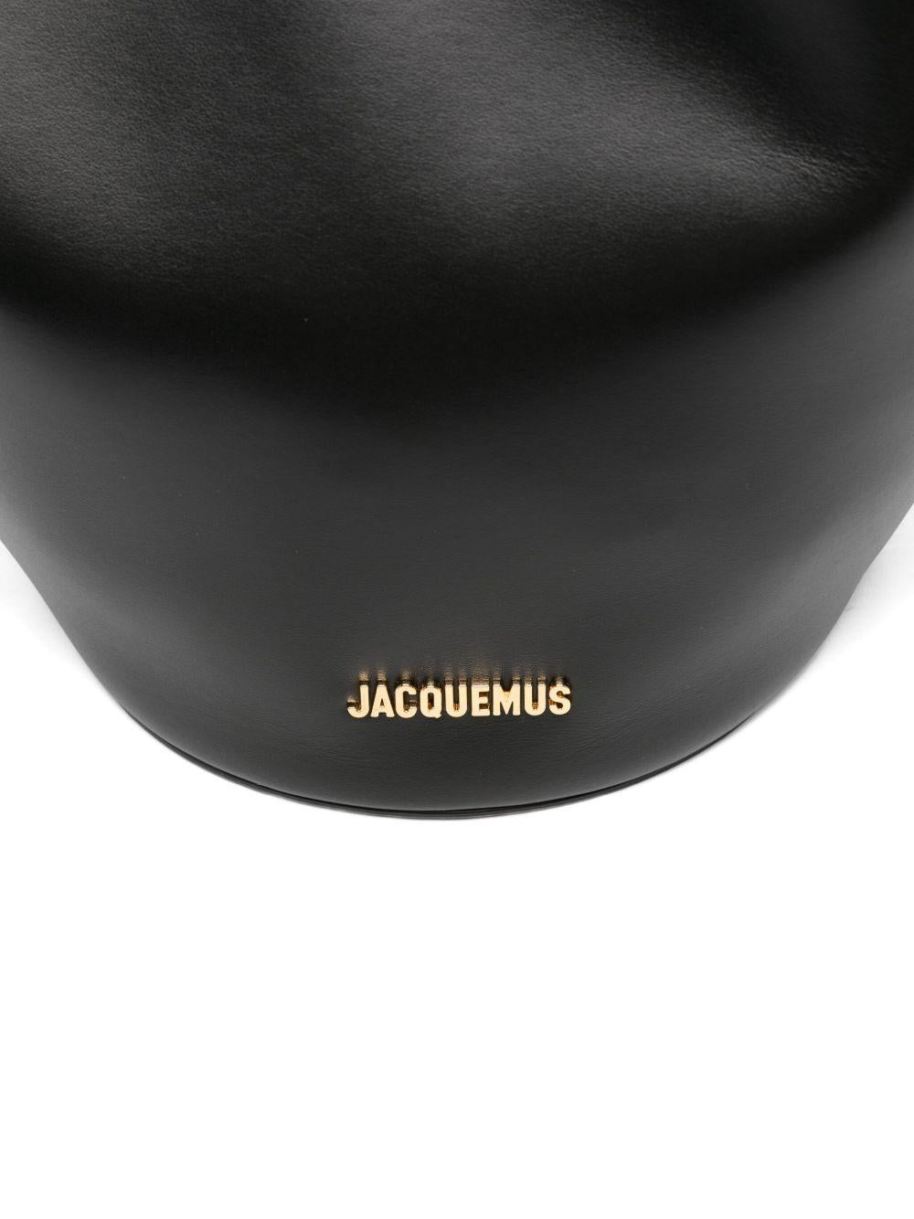  25EBAW00412 AC01C01990 JACQUEMUS 