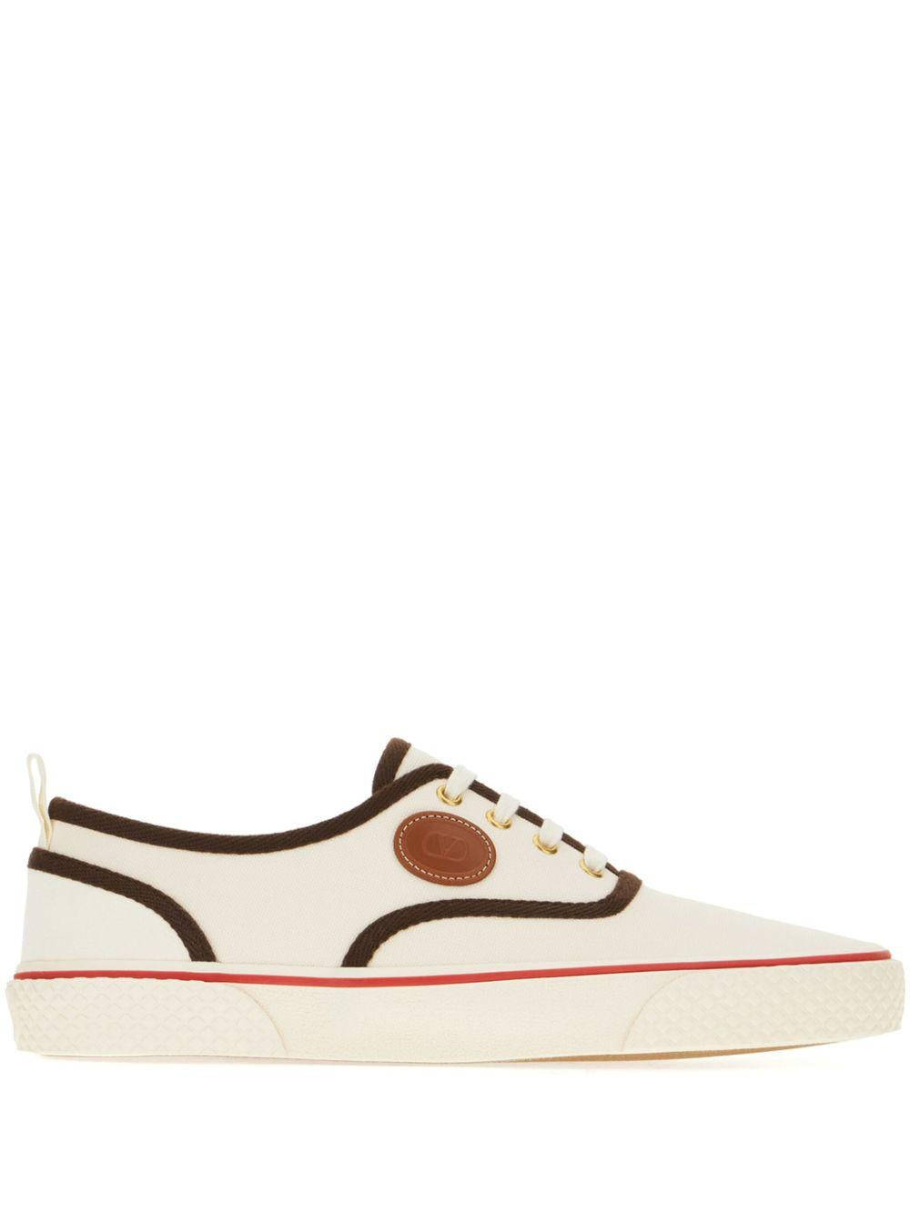  6Y2S0J87YGT* #R2T VALENTINO 