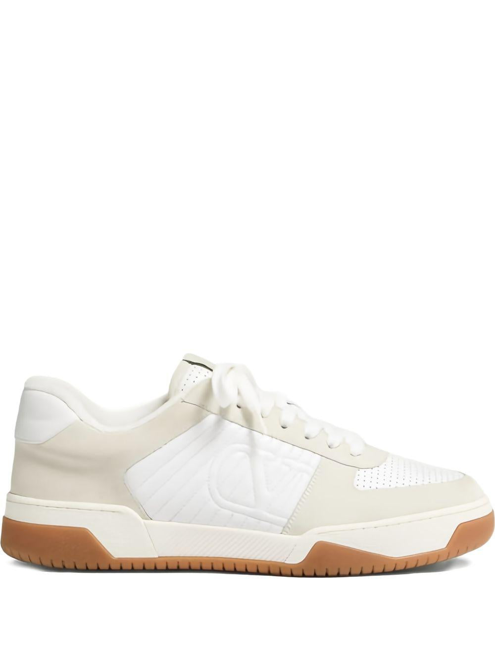  8Y2S0M78ZZM* #0BO VALENTINO 