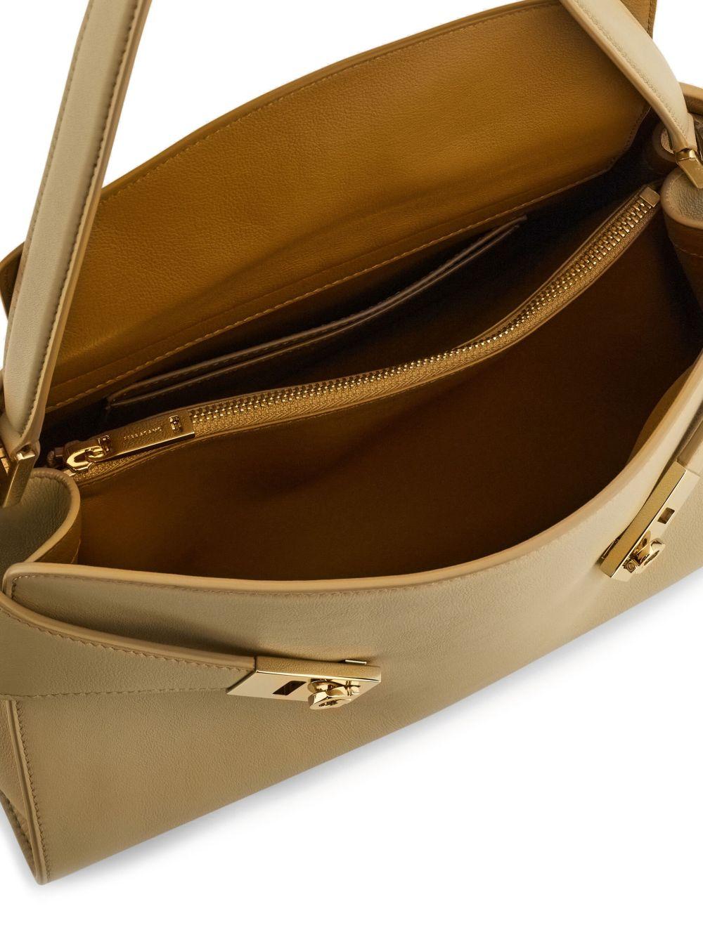  219816 780594STONE SALVATORE FERRAGAMO 