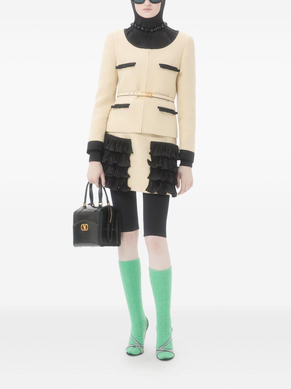  7B0CE4T5* 90YDNG VALENTINO 