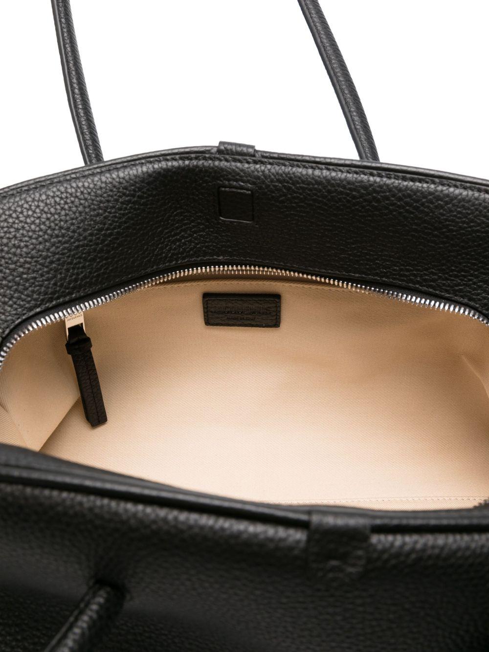  25EBAU00417 AC03A03990 JACQUEMUS 