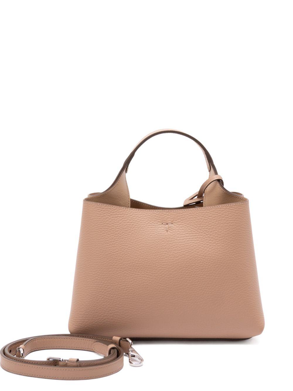  XBWAPAEL000 QRI4L62 TODS 