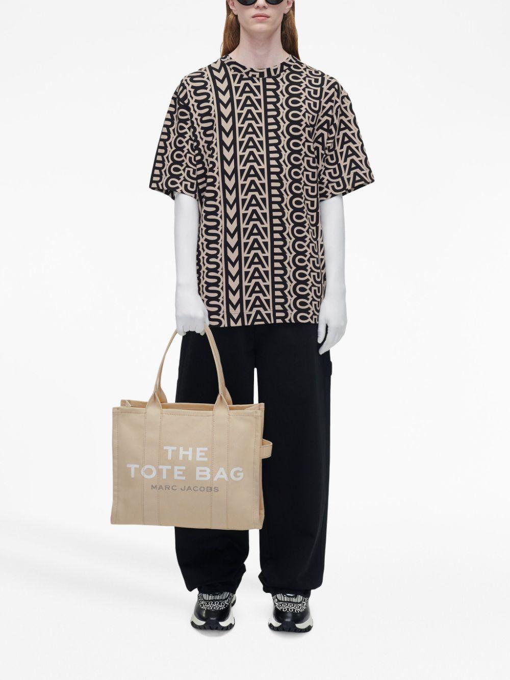  M0016156 #260 MARC JACOBS 