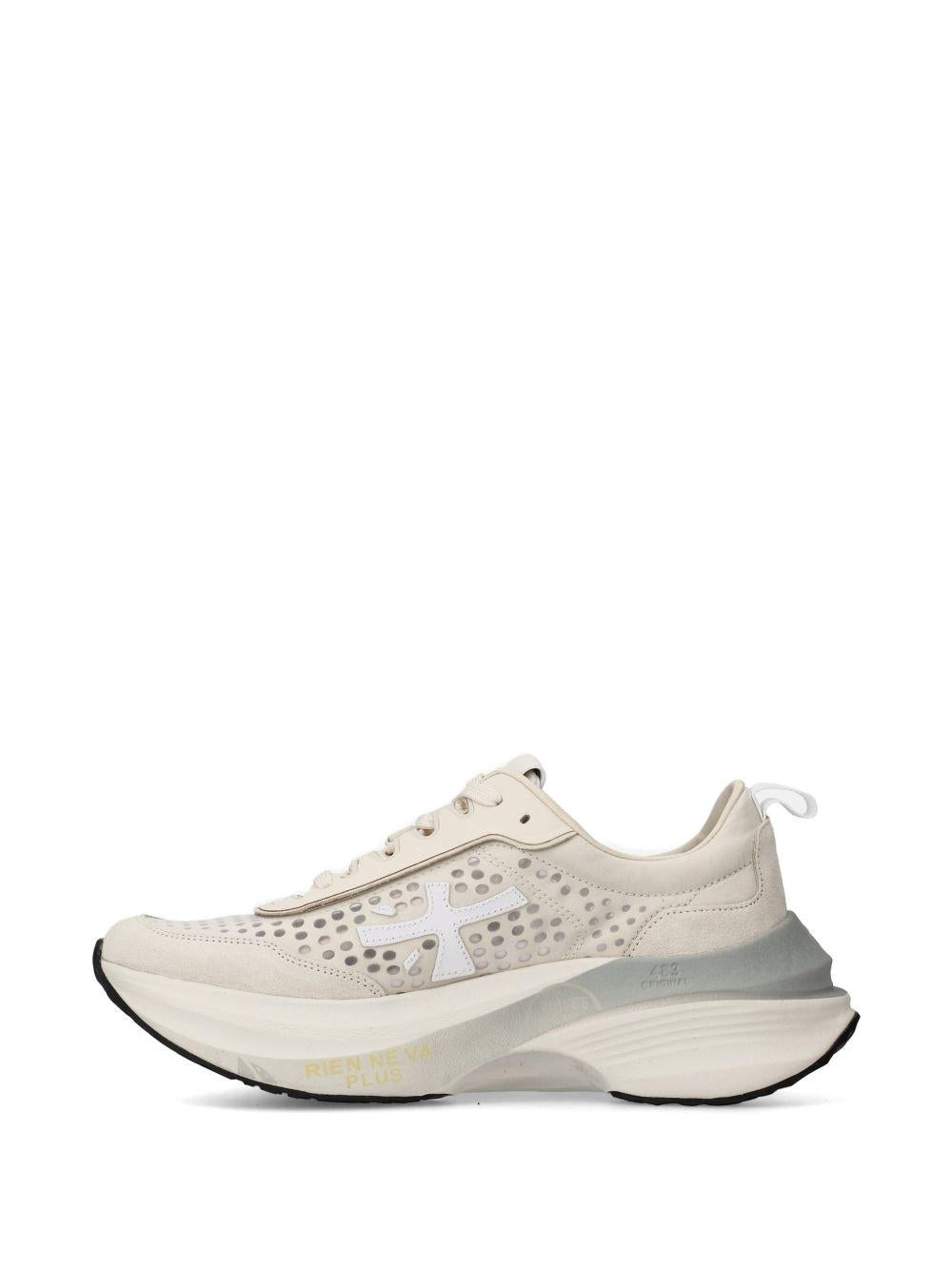  HILL #8242 PREMIATA 