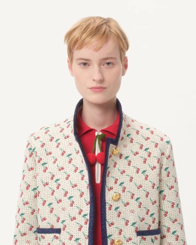  7B3CJ3Q7* 9LGBDR VALENTINO 