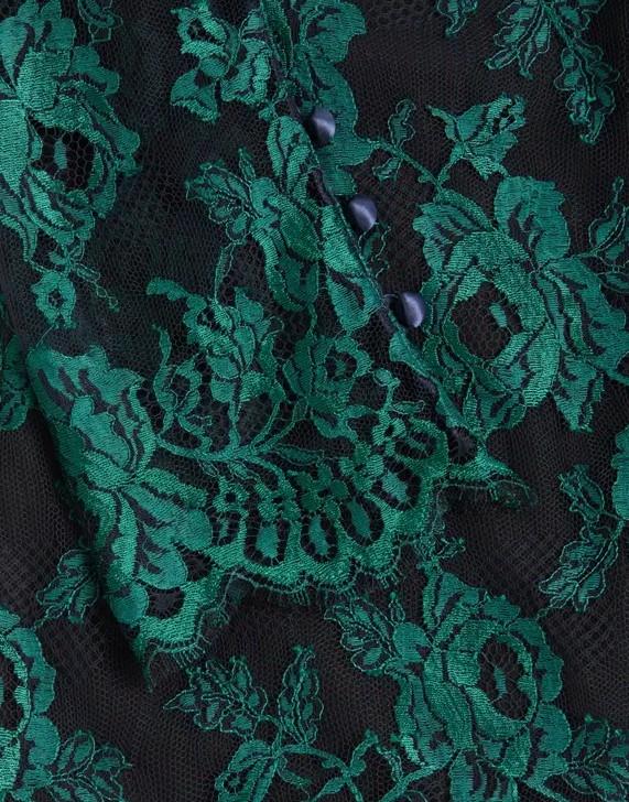  7B0AEB40* 9S8392 VALENTINO 