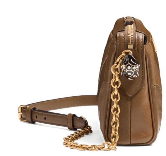  8W2B0S99UYF* #BGQ VALENTINO 
