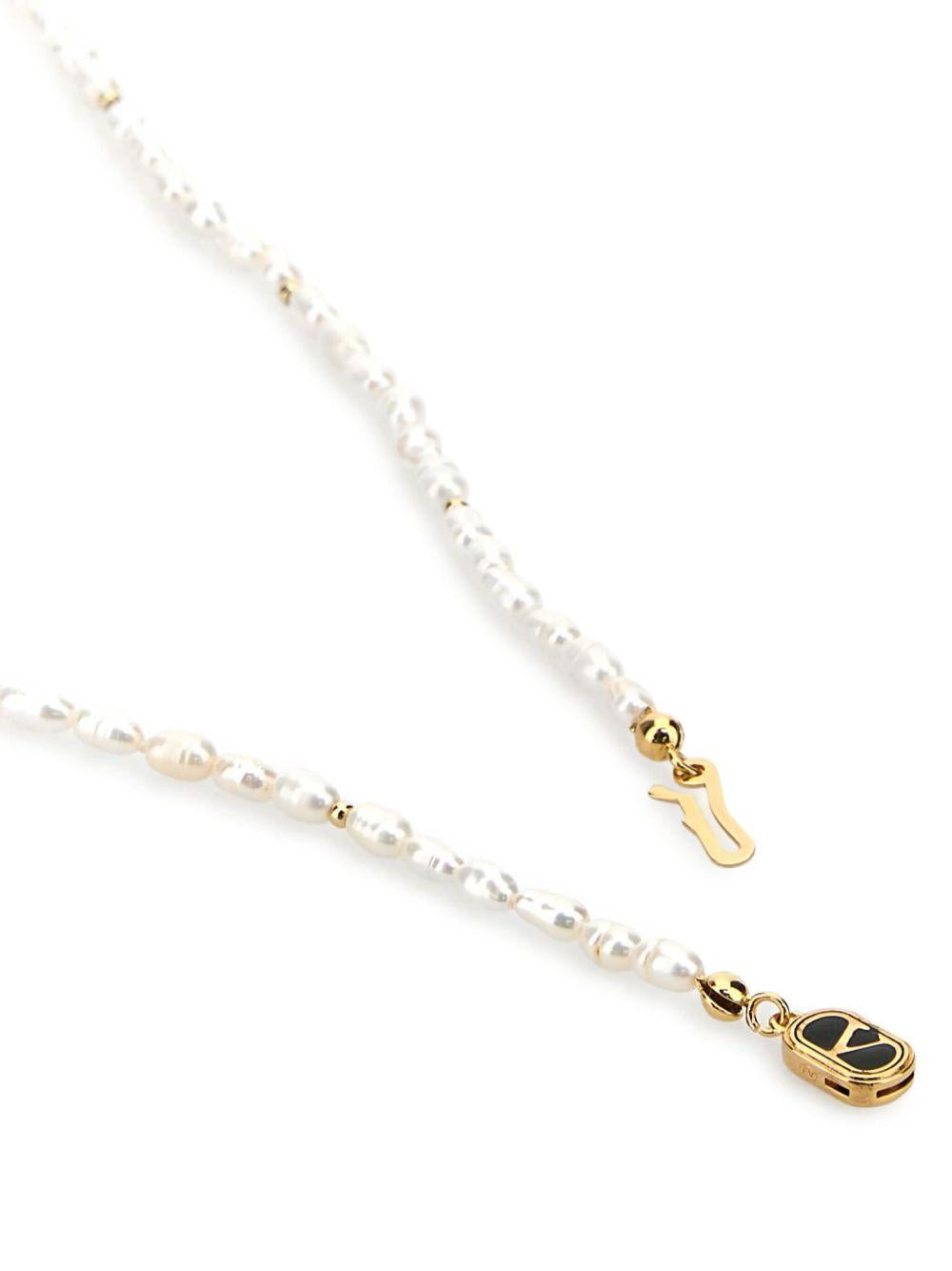  6W2J0Y02* LEKQYL VALENTINO 