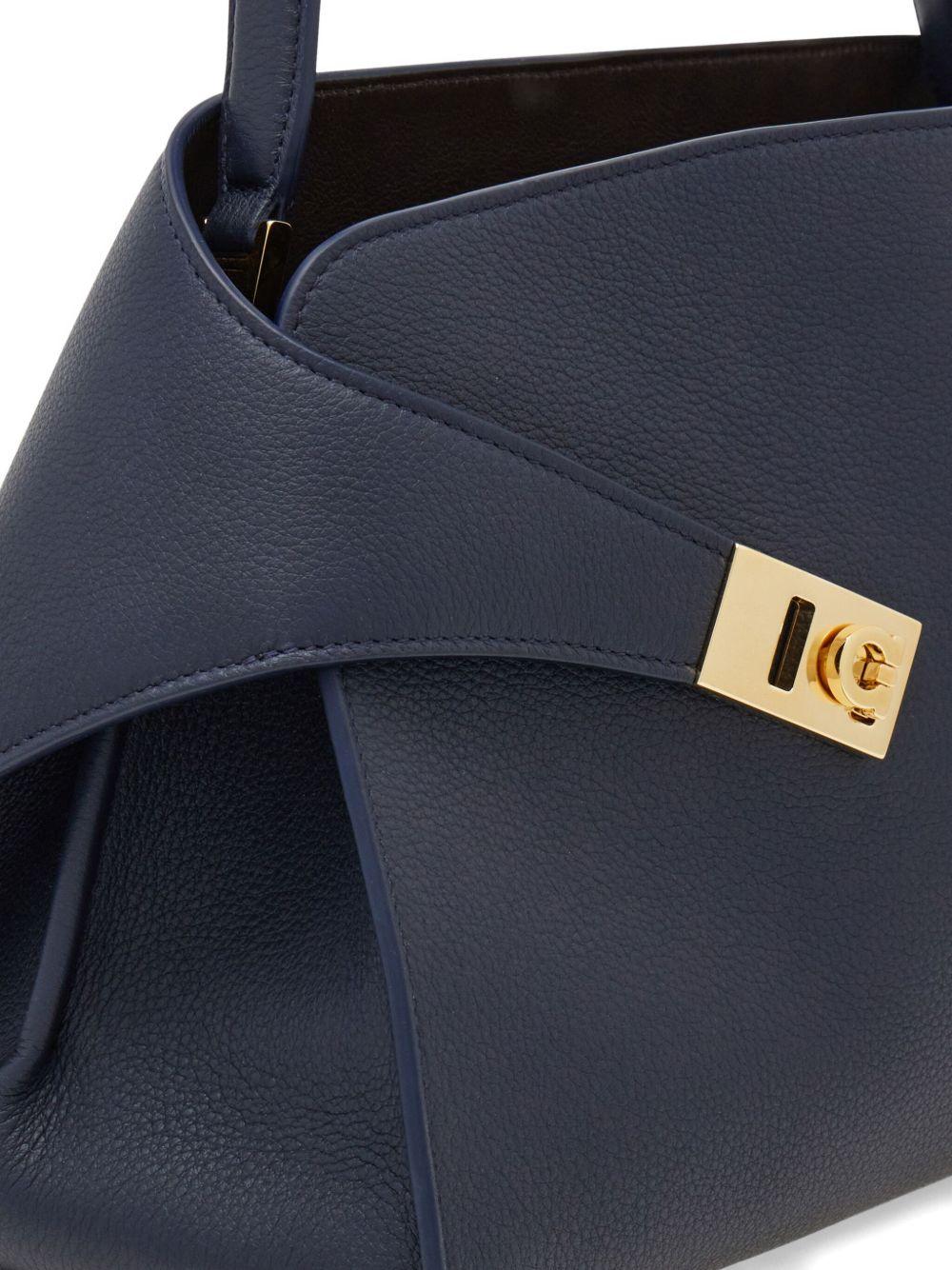  219816 789711NEW NAVY SALVATORE FERRAGAMO 
