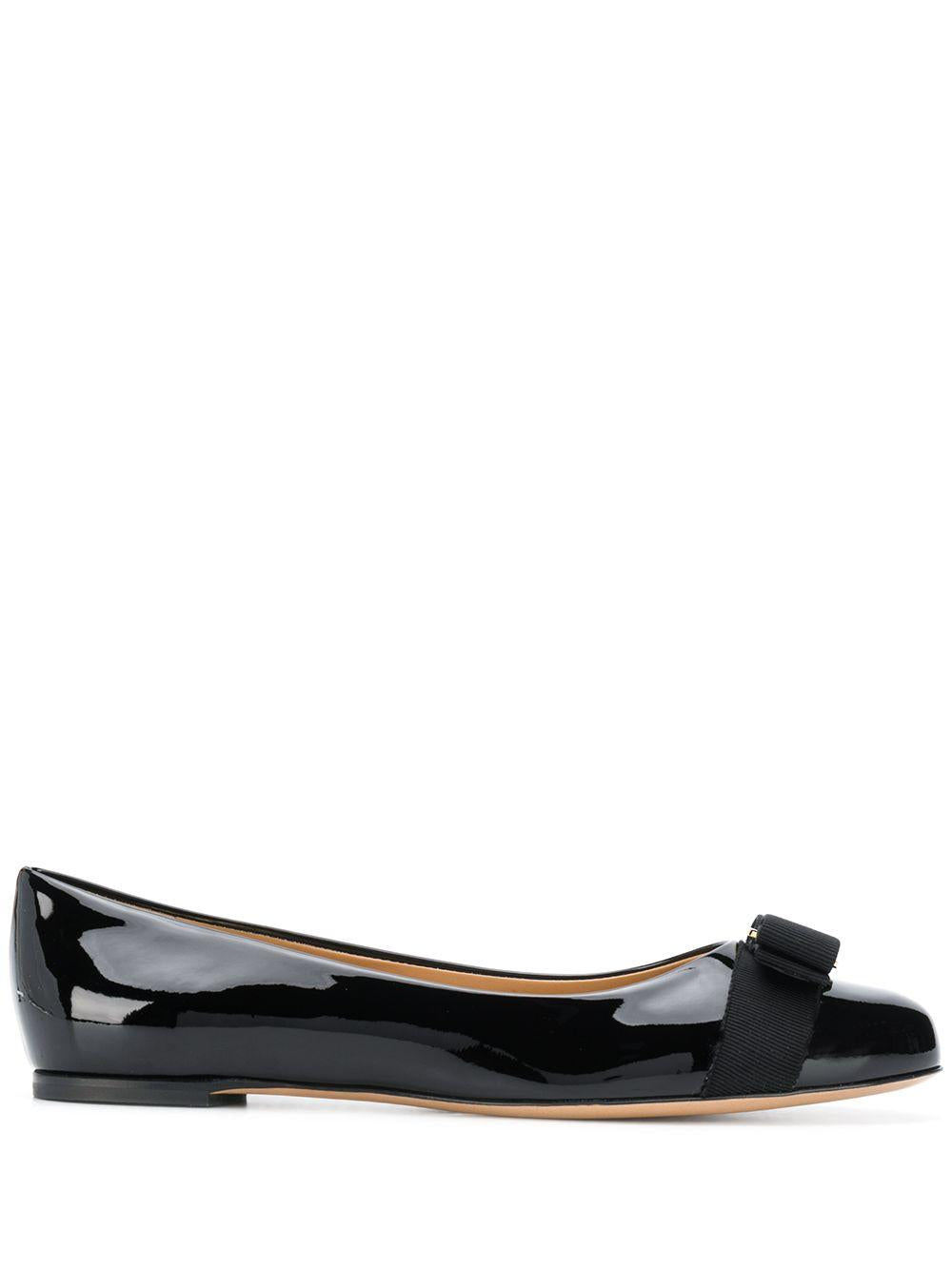 SALVATORE FERRAGAMO 57455601A181NERO