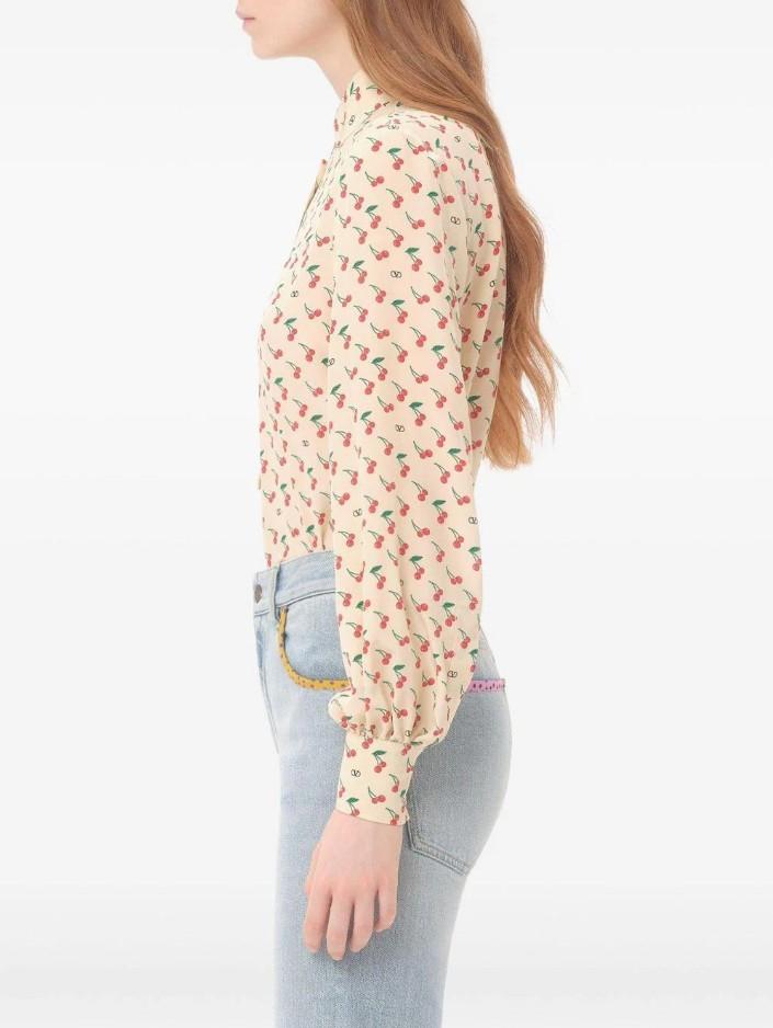  7B3AB7U0* 9M9CRF VALENTINO 