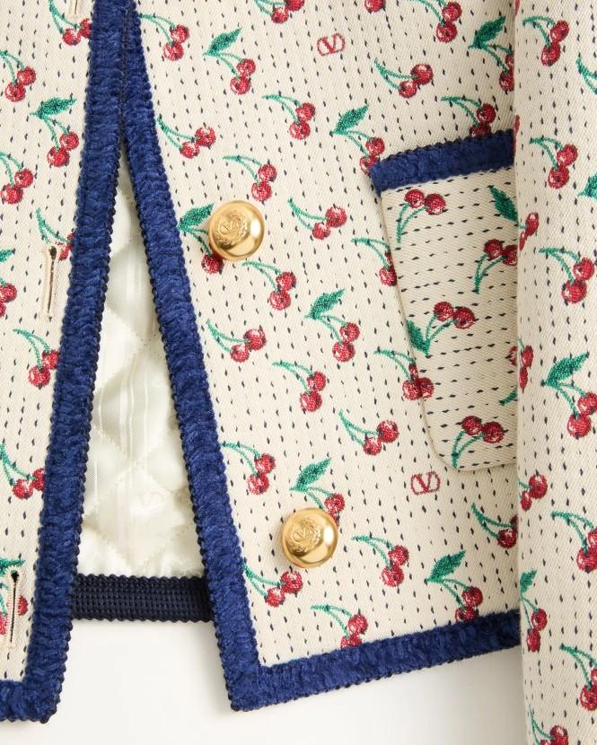  7B3CJ3Q7* 9LGBDR VALENTINO 