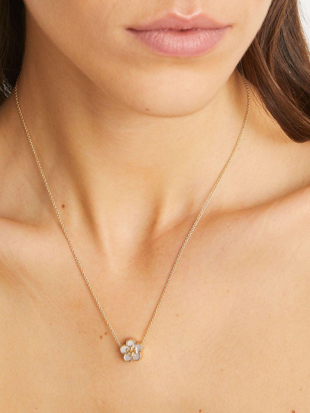  158996 #700 TORY BURCH 