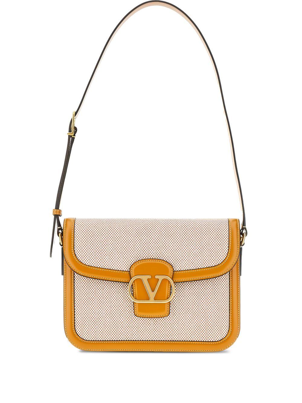  6W2B0R15CJP* #REK VALENTINO 