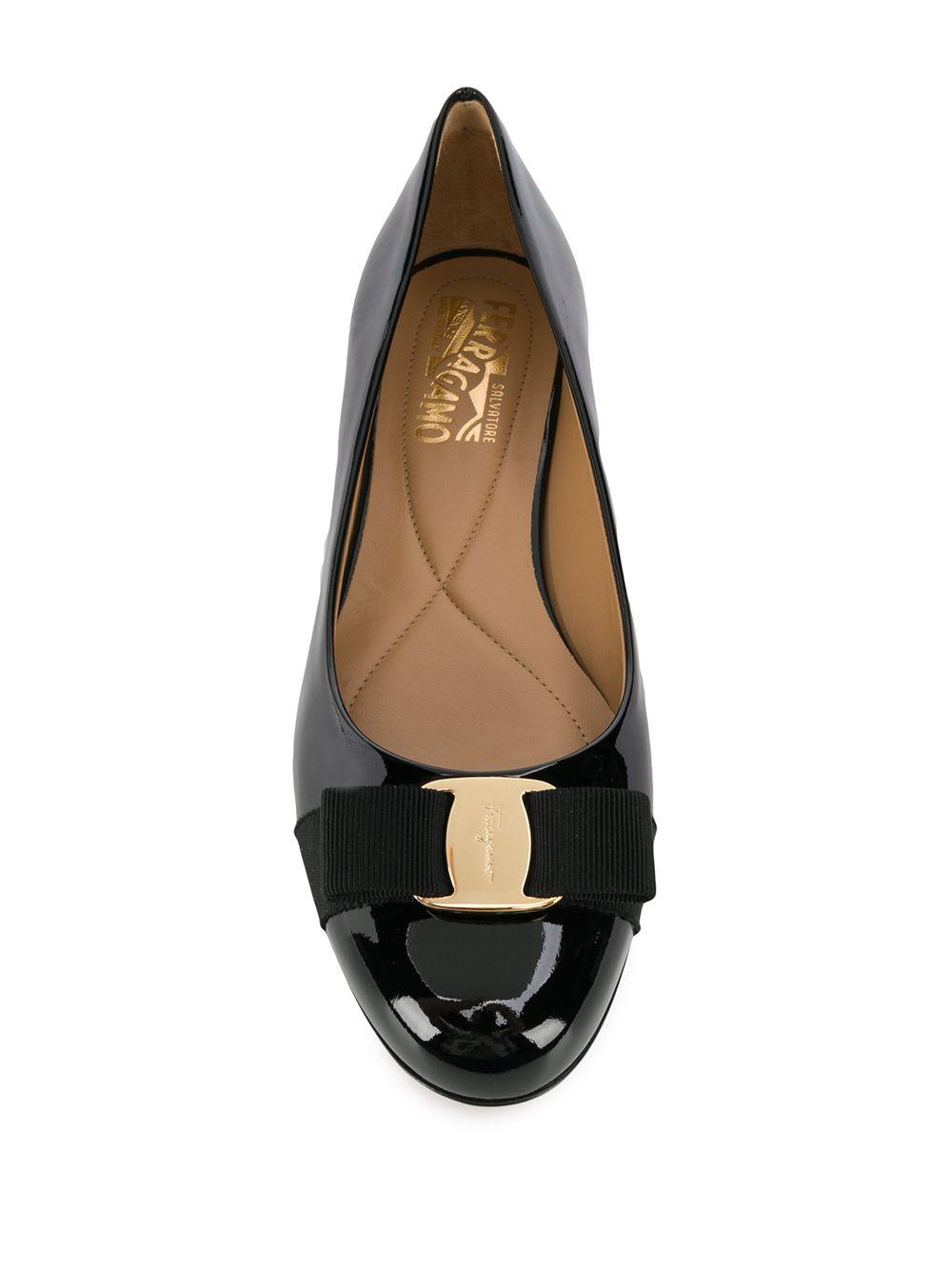 SALVATORE FERRAGAMO 57455601A181NERO